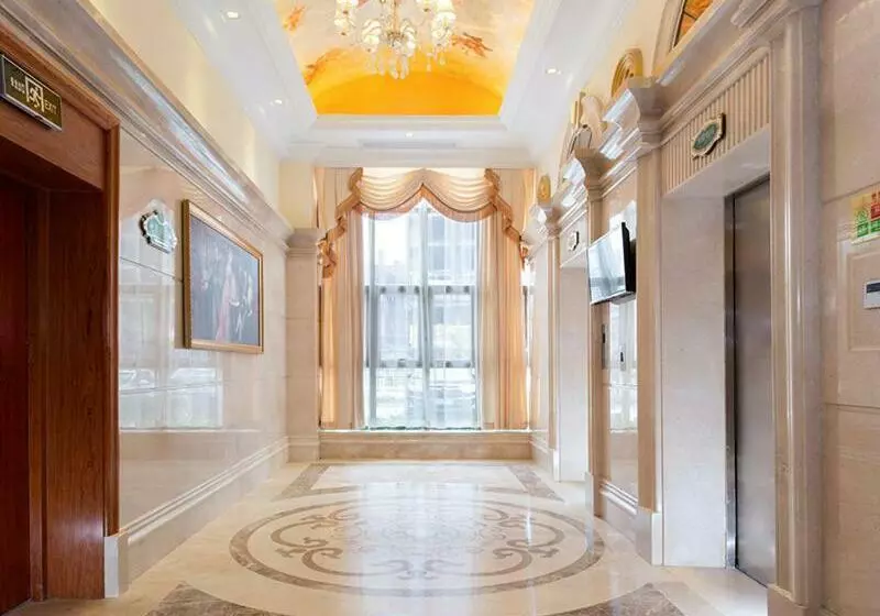 Vienna International Hotel Shenzhen Caopu Jindaotian