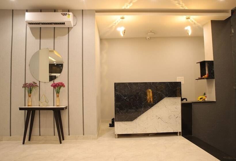 هتل Perfectstayz Laxmi Heritage