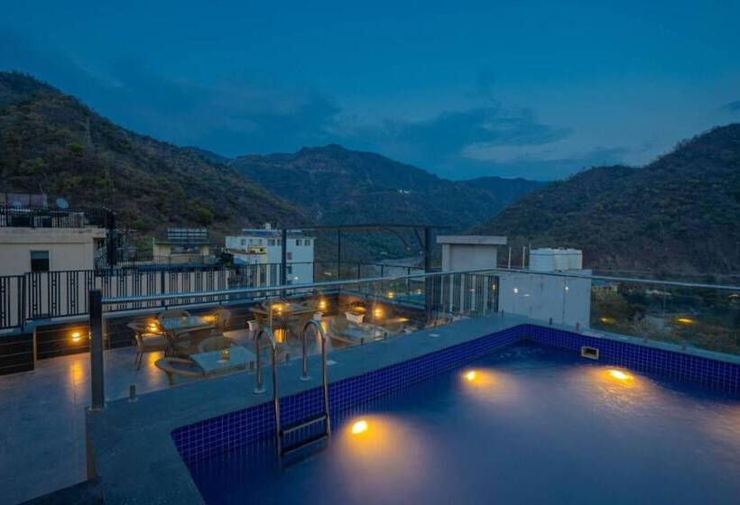 هتل Perfectstayz Laxmi Heritage