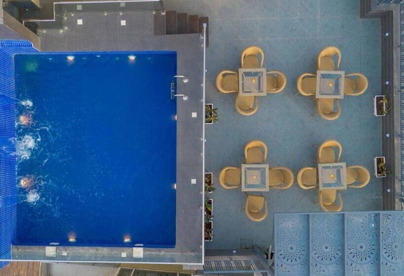 هتل Perfectstayz Laxmi Heritage