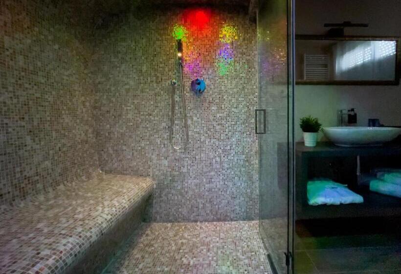 هتل 4 Star Suite Spa   Self Check In