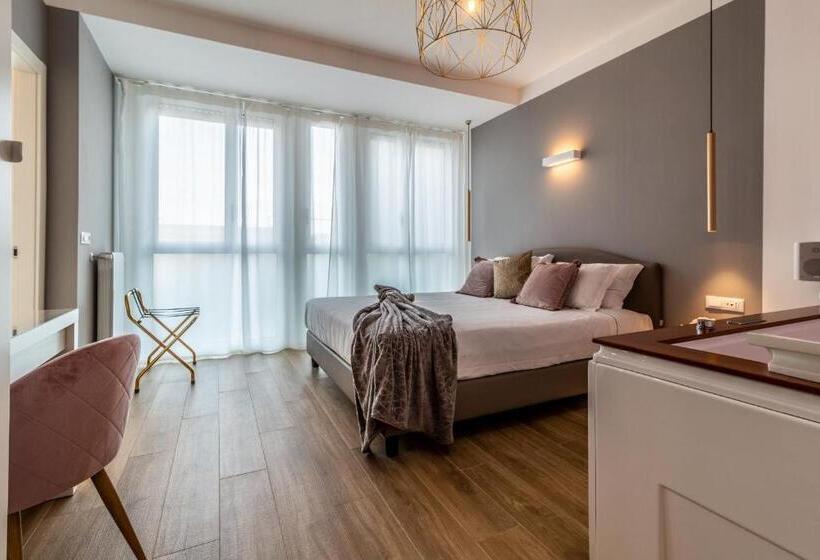 هتل 4 Star Suite Spa   Self Check In