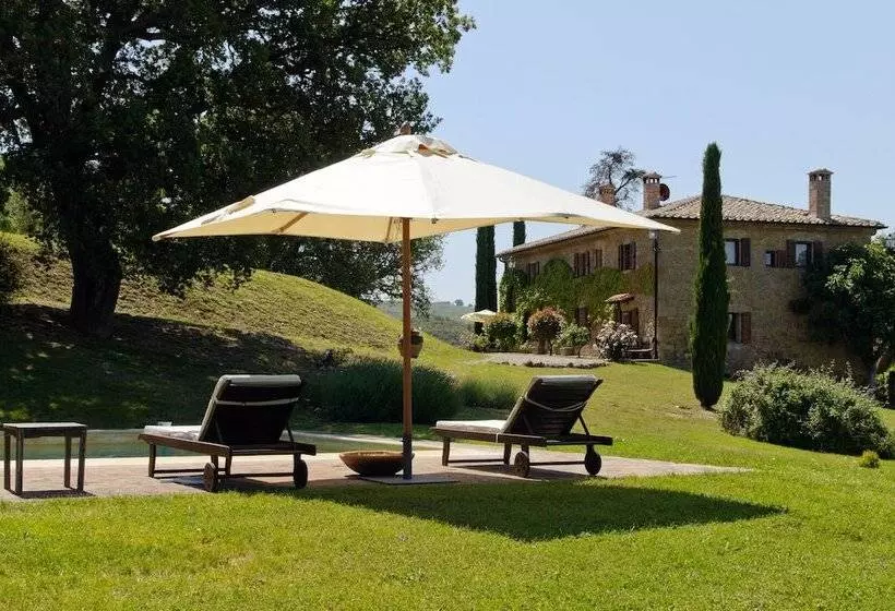 Hotelli Agriturismo Le Macchie