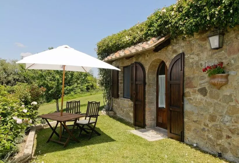 Hotelli Agriturismo Le Macchie