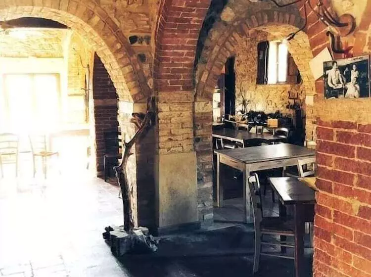 ホテル Agriturismo Piatina