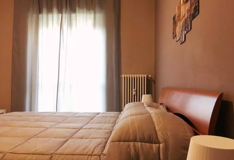 هتل B&b Alpaca Biella