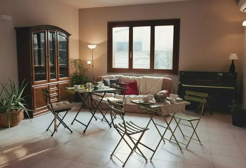 Hotelli B&b Il Faggio Rosso