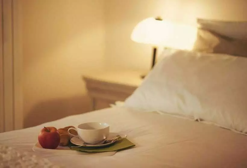 Hotelli B&b Il Faggio Rosso