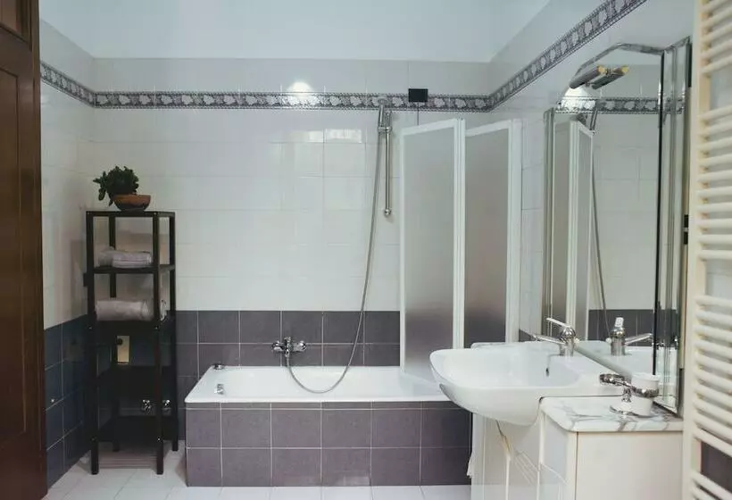 Hotelli B&b Il Faggio Rosso