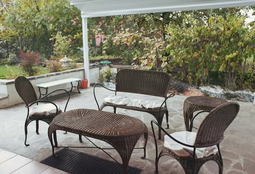 Hotelli B&b Il Faggio Rosso