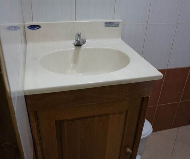 בית מלון כפרי Blue Lotus