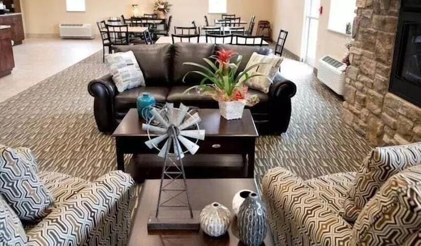 Hotelli Cornerstone Inn & Suites