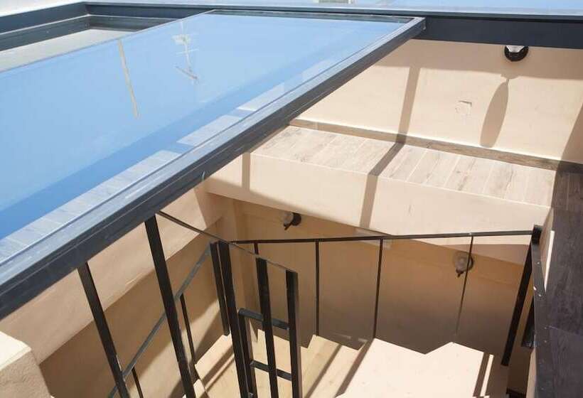 فندق Cressa Suites   Adults Only