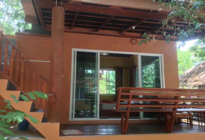 酒店 Jj Beach Resort