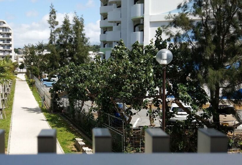 La Gent Hotel Okinawa Chatan Hotel And Hostel