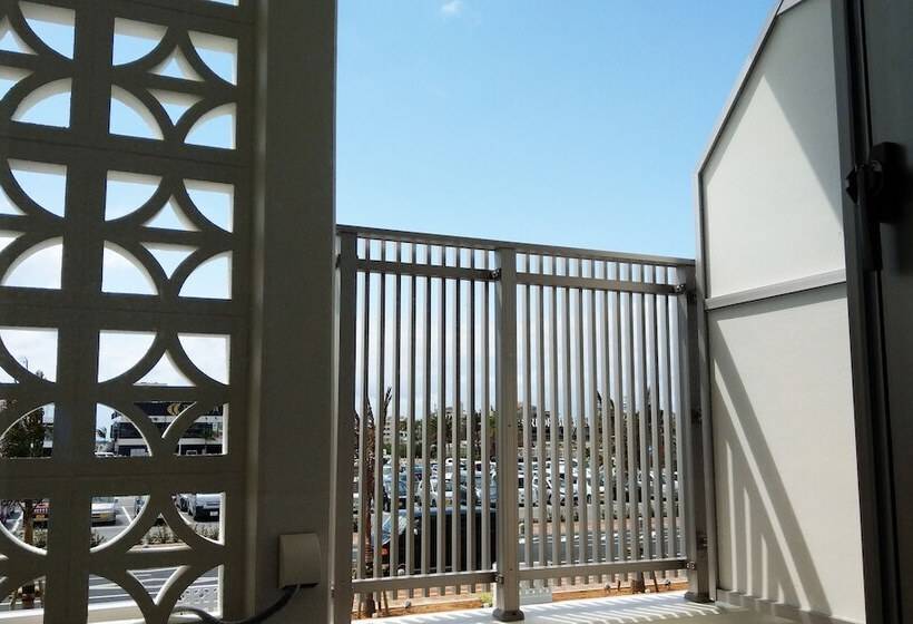 La Gent Hotel Okinawa Chatan Hotel And Hostel