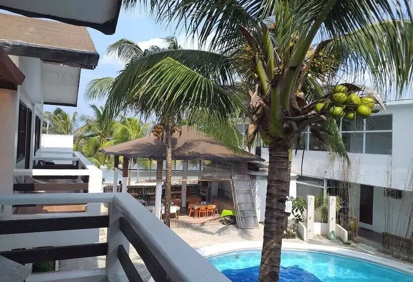 هتل Paras Inn Boracay