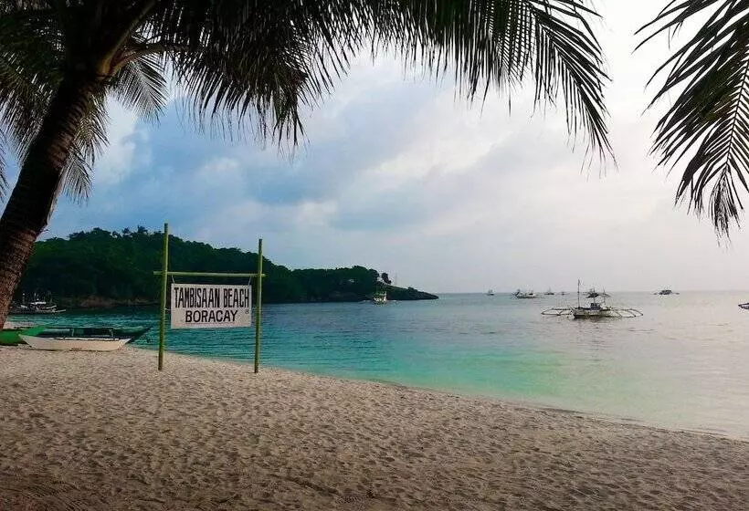 هتل Paras Inn Boracay
