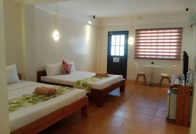 هتل Paras Inn Boracay