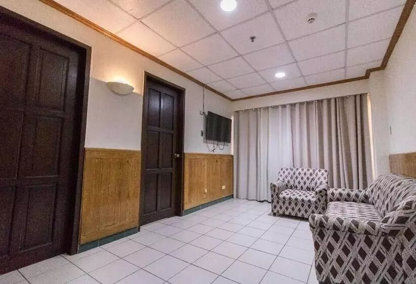 Hotelli Puerto De San Juan Beach Resort