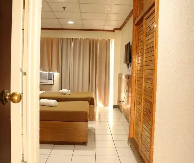 Hotelli Puerto De San Juan Beach Resort