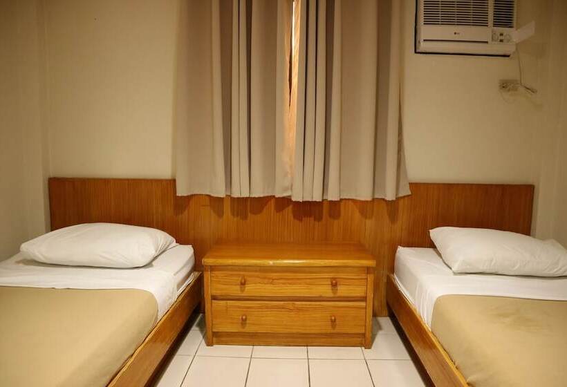 酒店 Puerto De San Juan Beach Resort