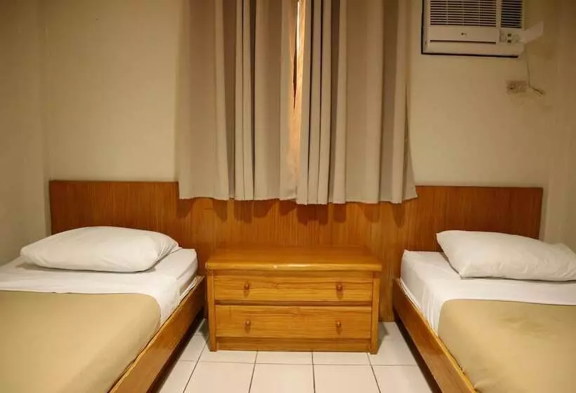 Hotelli Puerto De San Juan Beach Resort