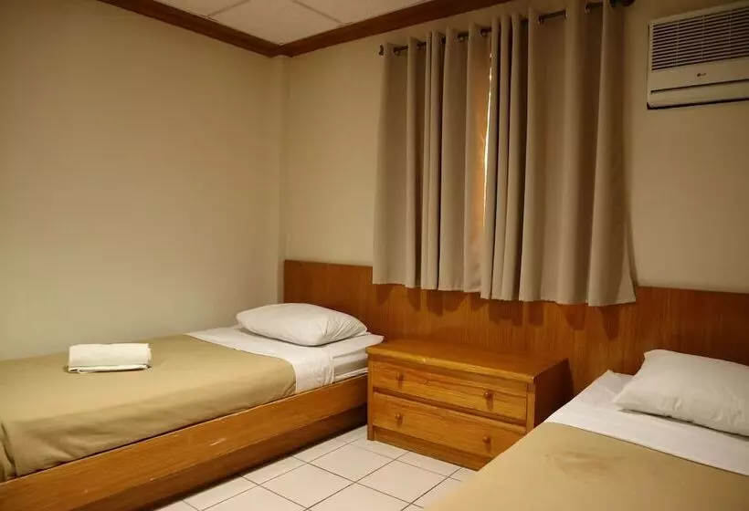 Hotelli Puerto De San Juan Beach Resort