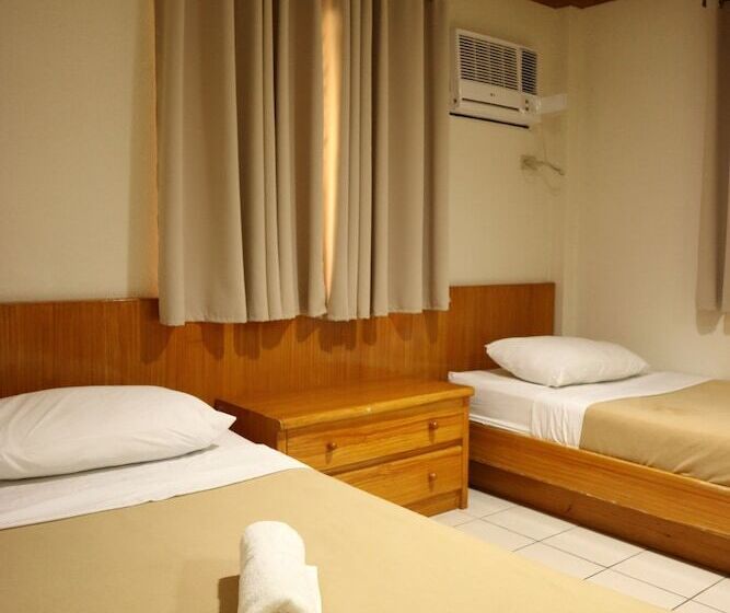 酒店 Puerto De San Juan Beach Resort