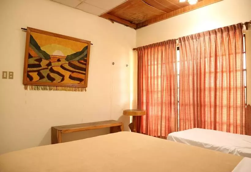 Hotelli Puerto De San Juan Beach Resort