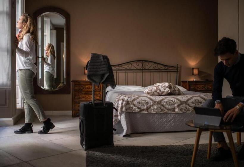 Szálloda Rearduinoivrea