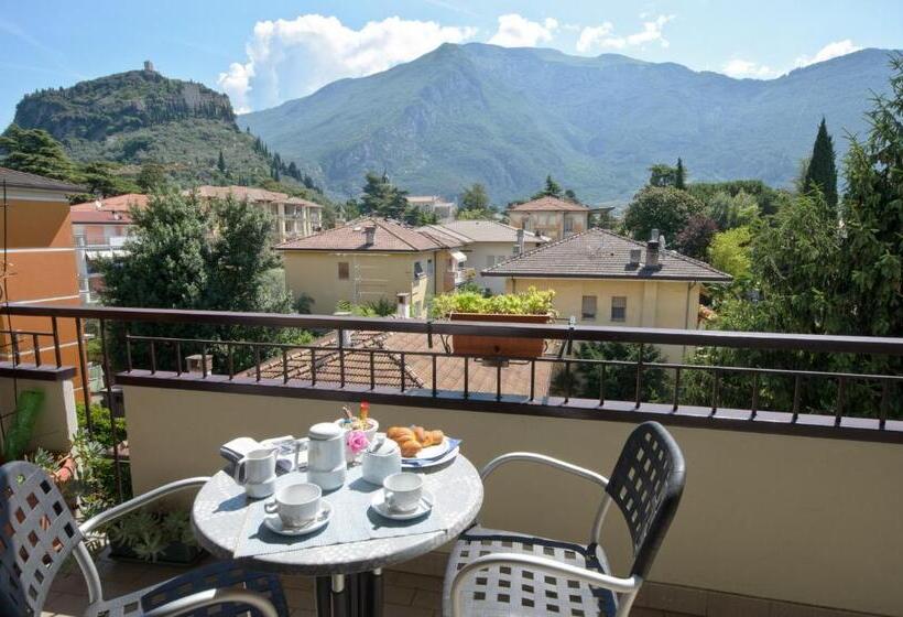 فندق Residence La Porta Del Cuore