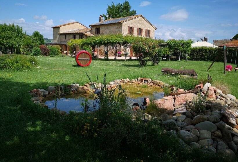 בית מלון כפרי River Melody