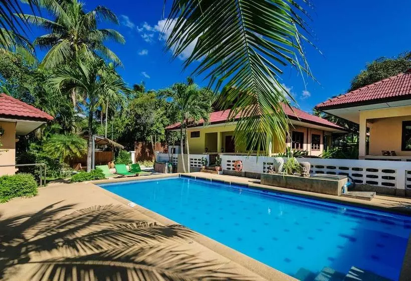 Hotelli Samui Green Space Resort