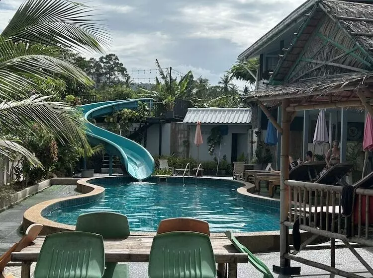 هتل Samui Zenity