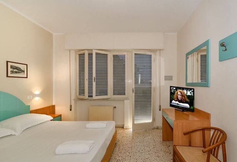 هتل Stella D'italia