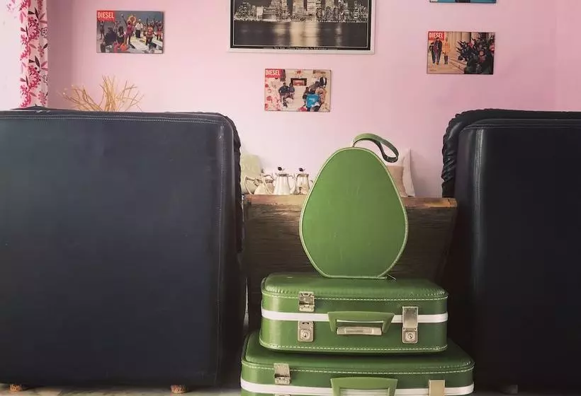 Hotelli Sunset Bed & Breakfast