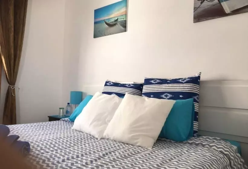 Hotelli Sunset Bed & Breakfast