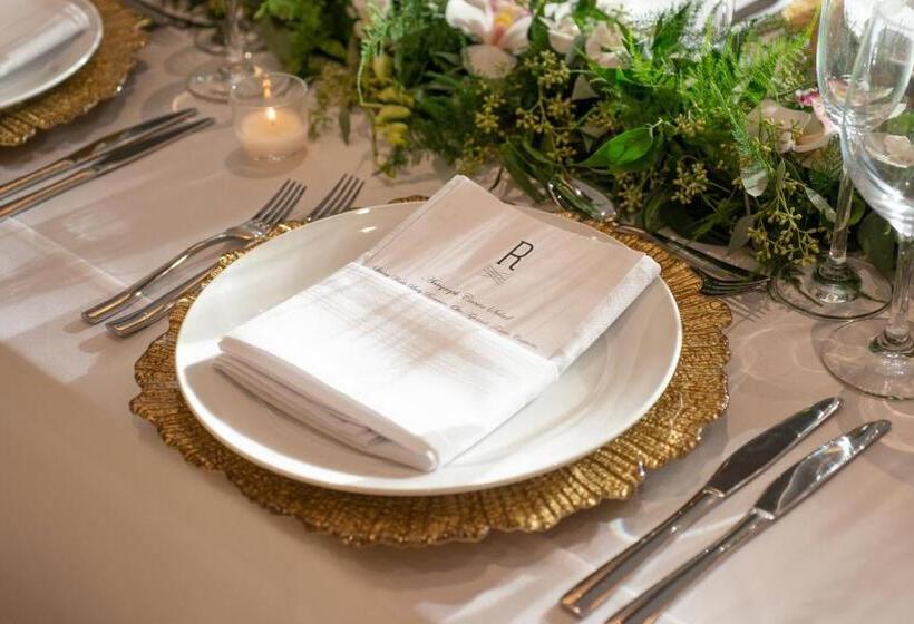 The Row Hotel At Assembly Row, Autograph Collection