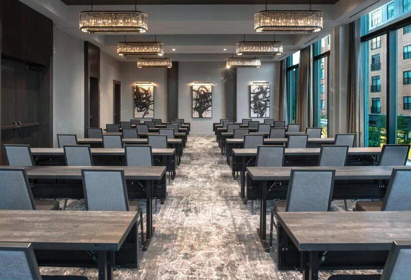 The Row Hotel At Assembly Row, Autograph Collection