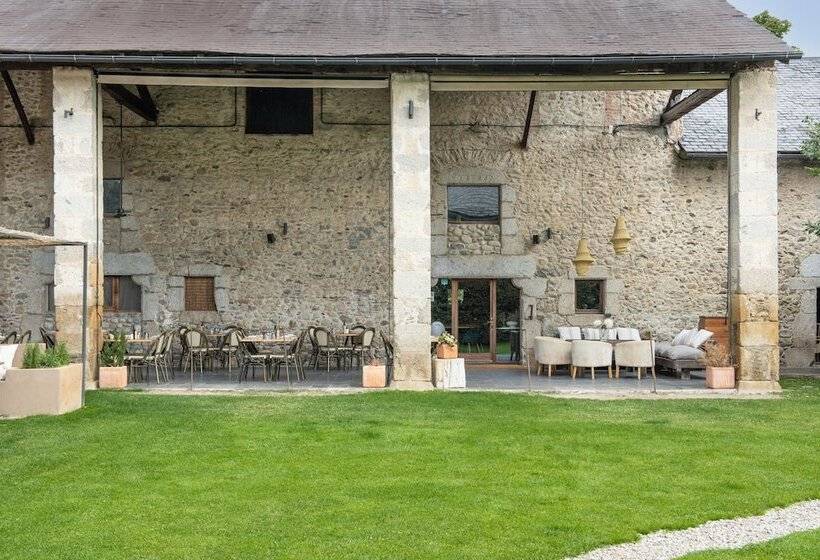 هتل Mas Sant Marc