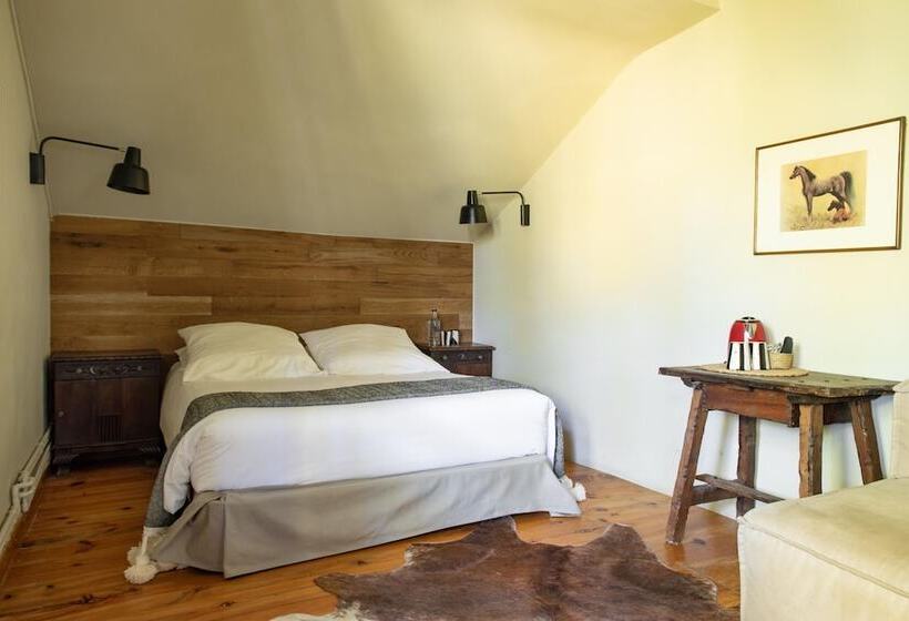 هتل Mas Sant Marc