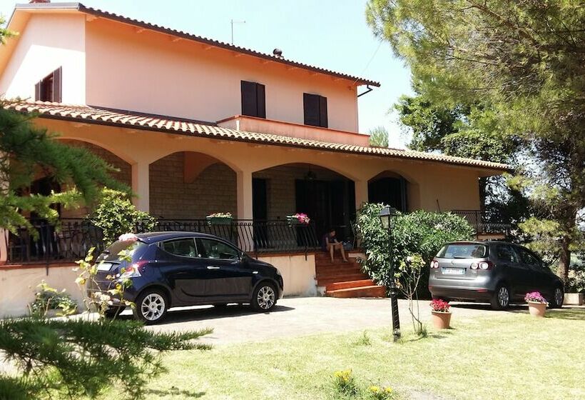 בית מלון כפרי Villa Anna