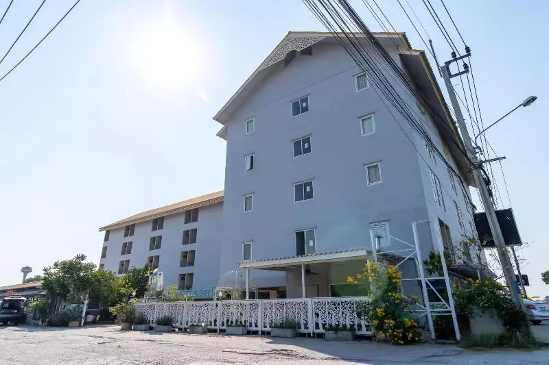 هتل Aa Resort