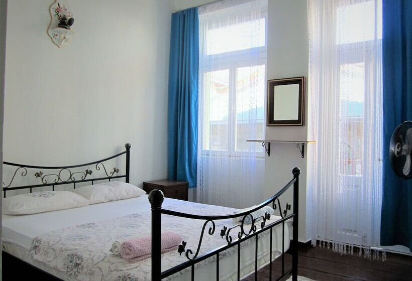 فندق Ayvalık 1881 Pansiyon