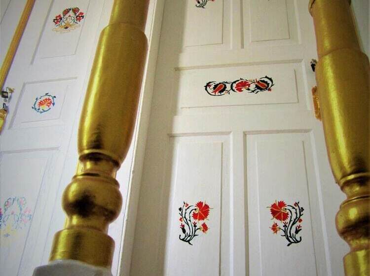 فندق Ayvalık 1881 Pansiyon