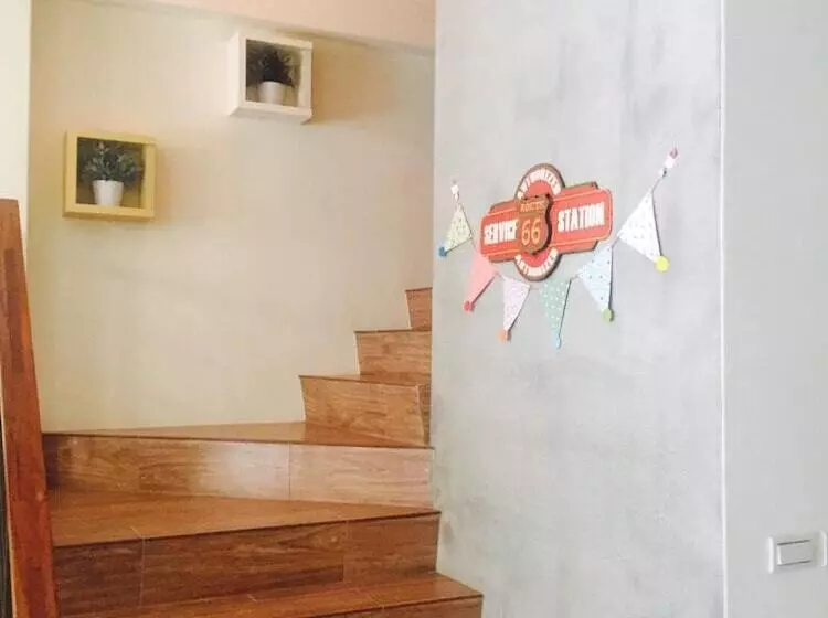 هتل 古栗chestnut Guest House 可包棟民宿