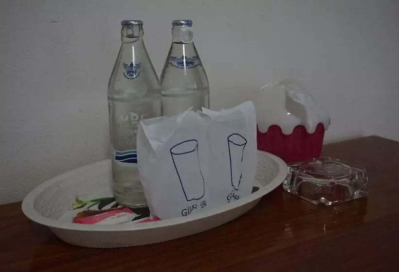 ホテル Gongaew Mansion