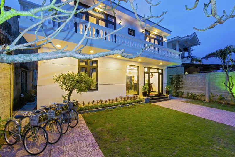 هتل Hoi An Sunny Pool Villa