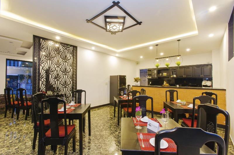 هتل Hoi An Sunny Pool Villa